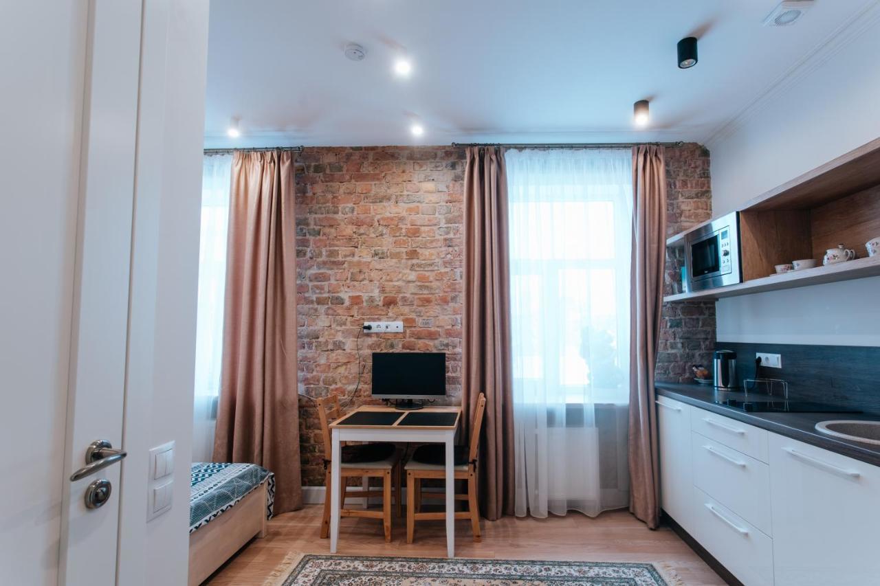 Stylish Latvian-Style Studio Apartment Near City Center, Parks, Cafes & Public Transit Рига Экстерьер фото